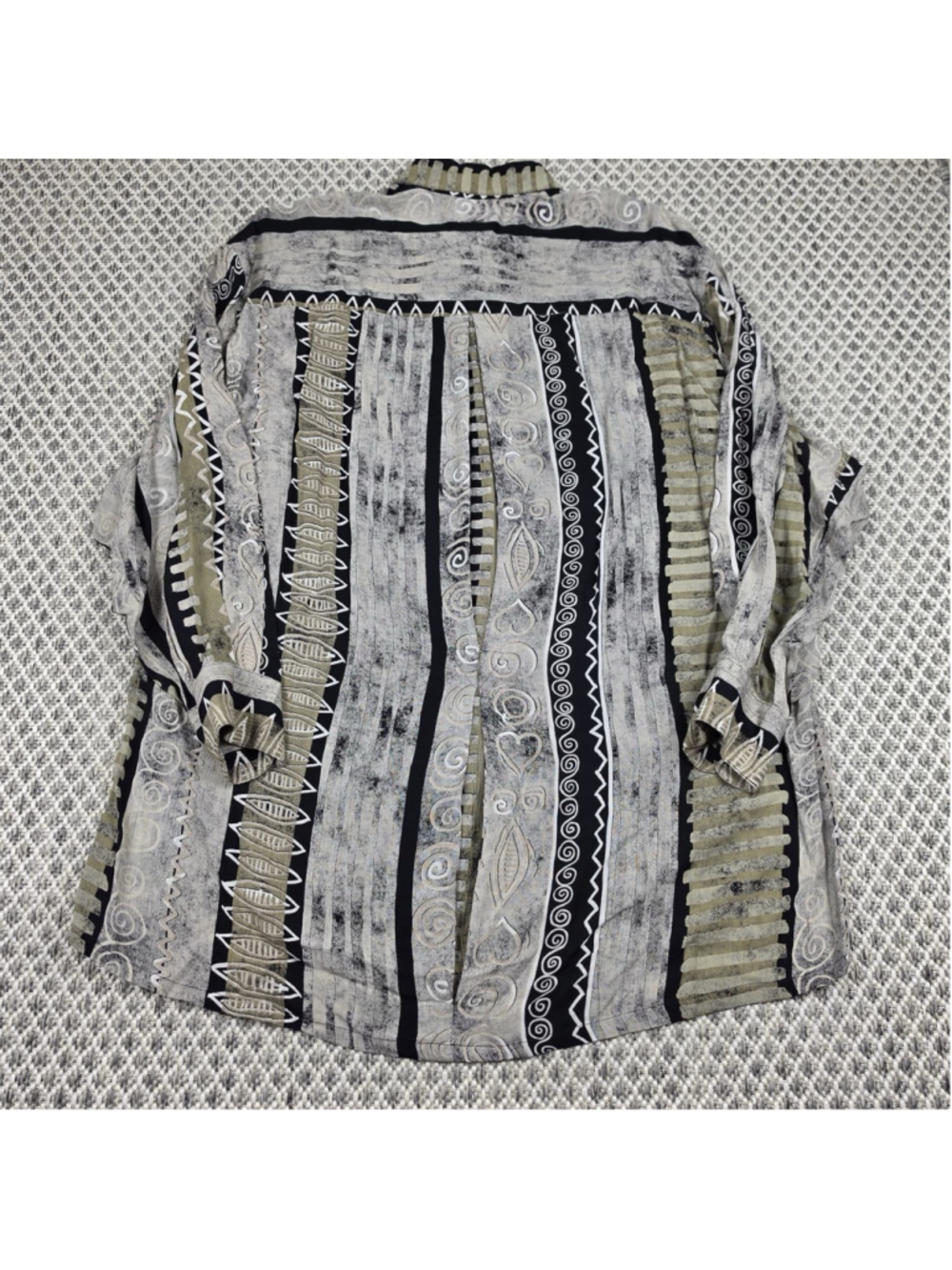 Vintage Serica Elite Sport Mens L Abstract Tribal Viscose Button Up Shirt Italy - Picture 2 of 13